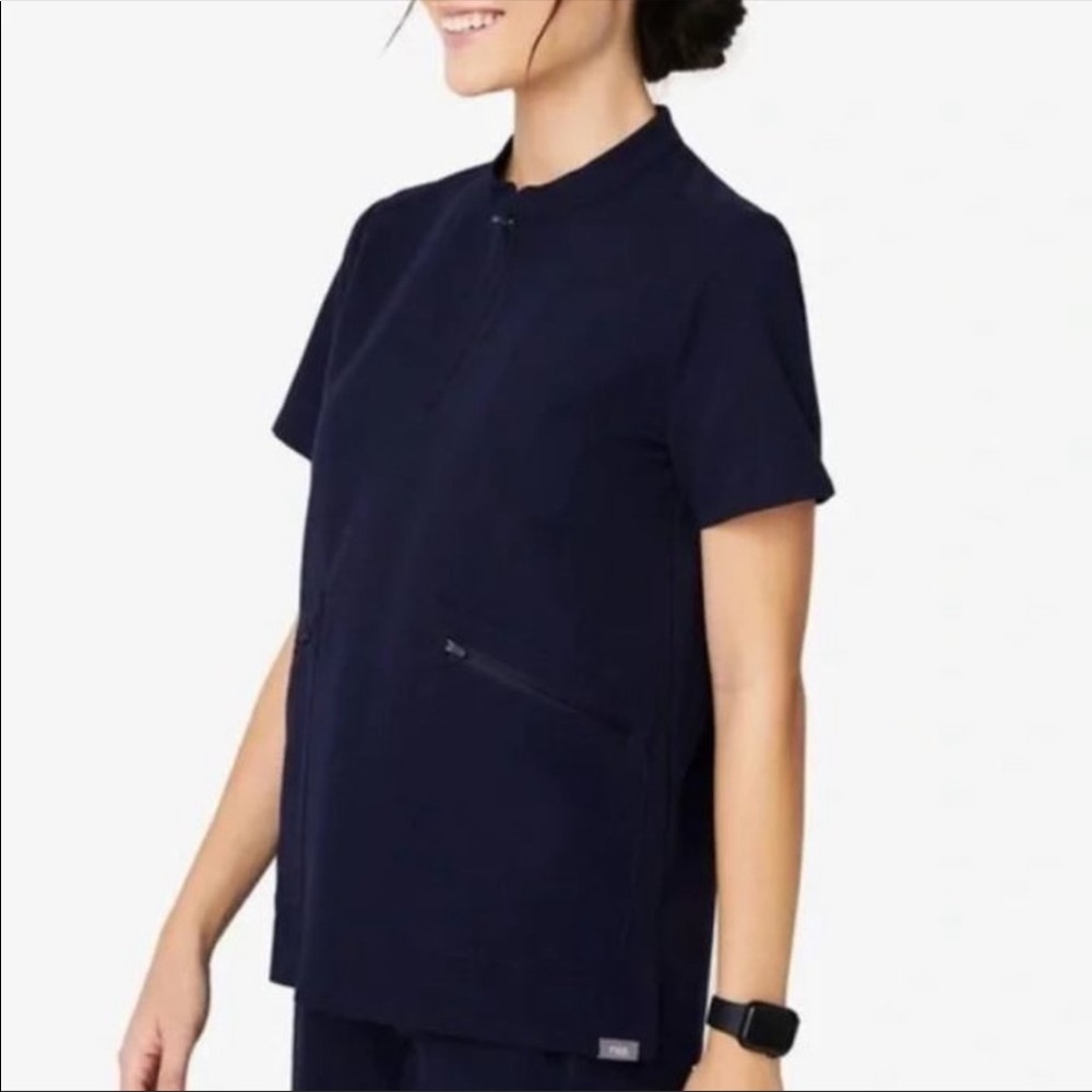 Limited Edition Figs Navy Nata Scrub Top Size M